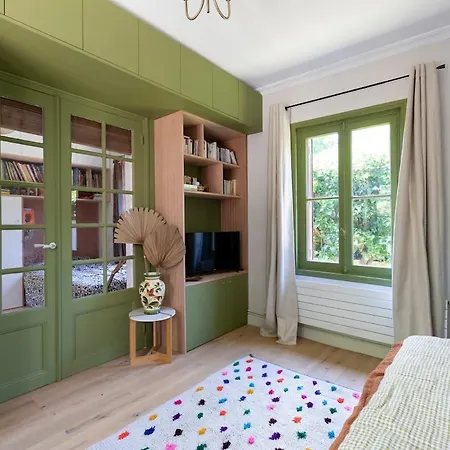 House 20 Min From Paris Holiday home