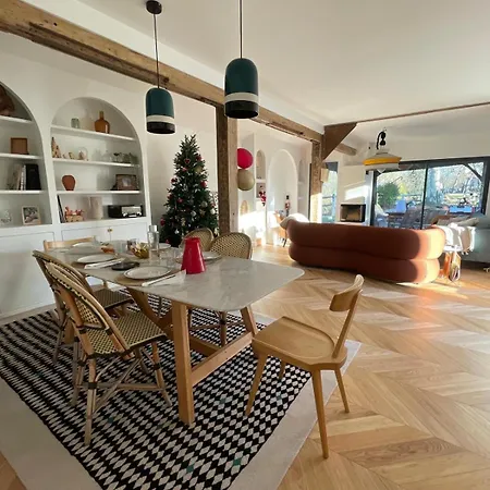 House 20 Min From Paris
